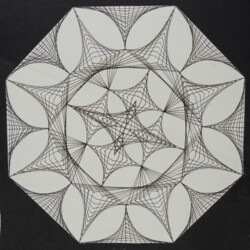 Geometrisches Ornament: "Spirograph"