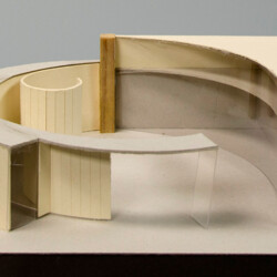 Archiskulptur im Spannungsfeld von Konstruktivismus und Dekonstr