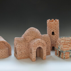 Orientalische Backsteinbauten