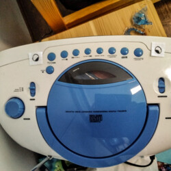 Habe ein Auge auf dich